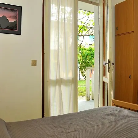 Beautiful With Private Garden 200 Metres From The * Bibione